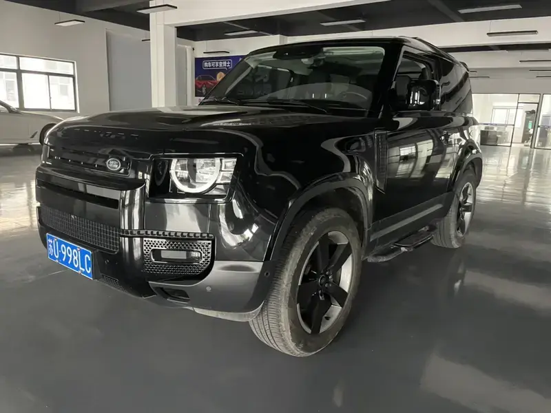 2024 Land Rover Defender с пробегом 20 000 км