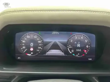 2020 Land Rover Defender с пробегом 87 000 км