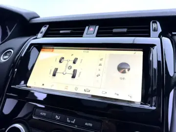 2020 Land Rover Discovery с пробегом 87 000 км