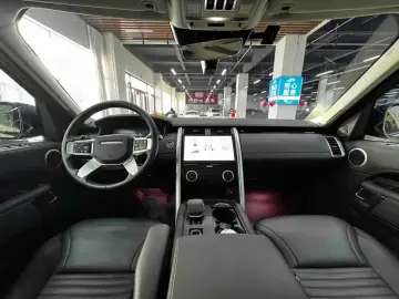 2024 Land Rover Discovery с пробегом 17 800 км