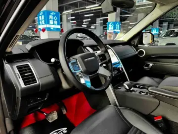 2024 Land Rover Discovery с пробегом 17 800 км