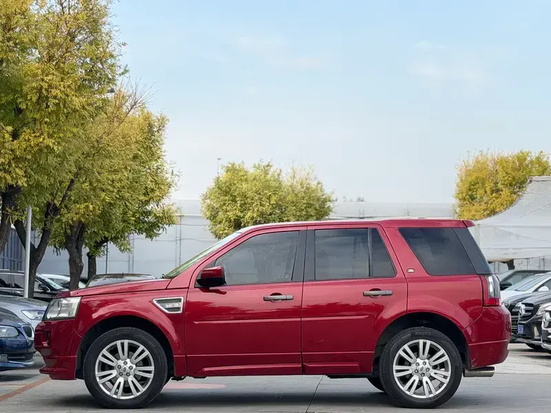 2012 Land Rover Freelander с пробегом 131 900 км