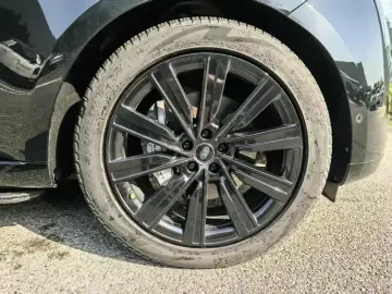 2026 Land Rover Range Rover с пробегом 28 600 км