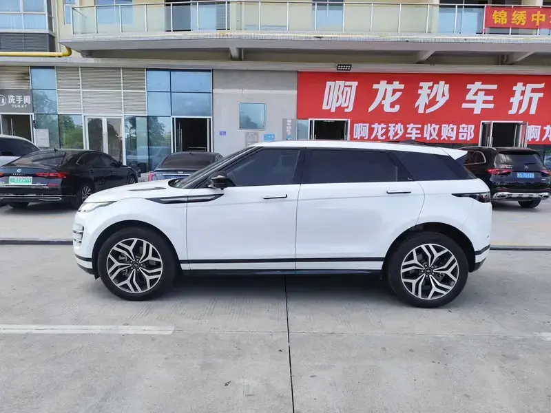 2024 Land Rover Range Rover Evoque с пробегом 19 200 км
