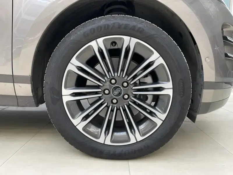 2024 Land Rover Range Rover Evoque с пробегом 22 500 км