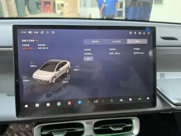 2025 Leapmotor B01 с пробегом 14 000 км