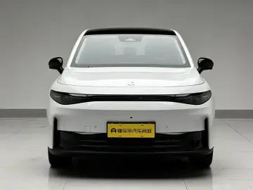 2026 Leapmotor C10 с пробегом 15 800 км