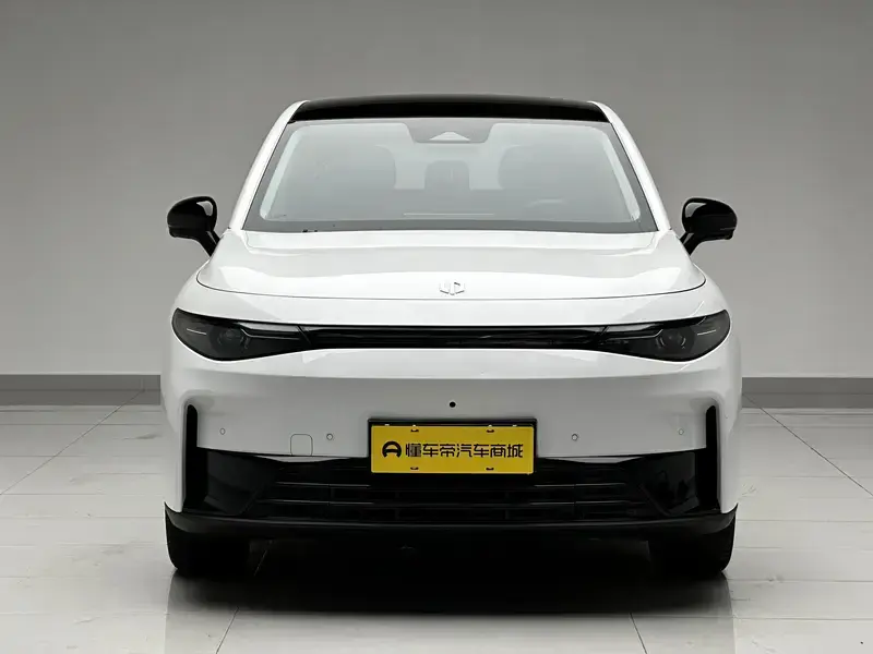 2026 Leapmotor C10 с пробегом 15 800 км