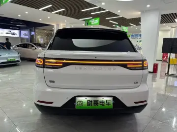 2026 Leapmotor C11 с пробегом 25 000 км