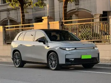 2024 Leapmotor C10 с пробегом 37 000 км