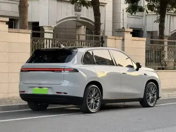 2024 Leapmotor C10 с пробегом 37 000 км