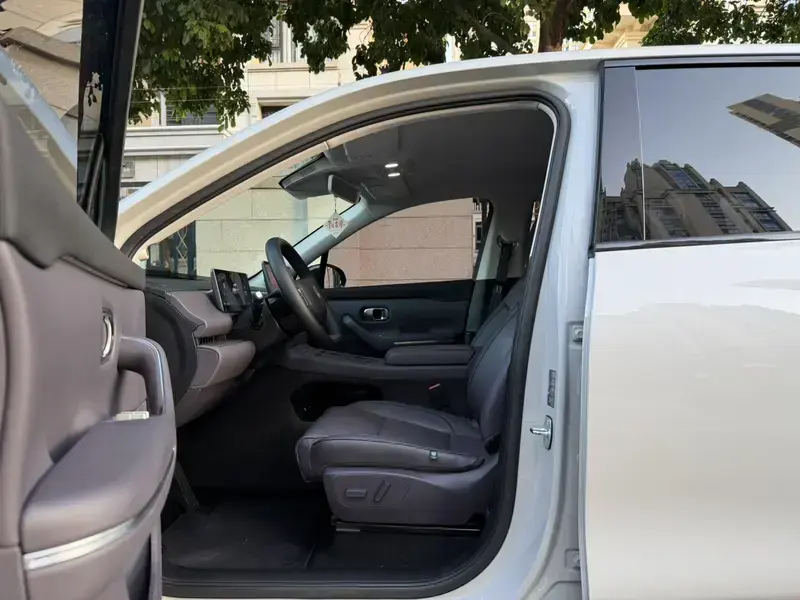 2024 Leapmotor C10 с пробегом 37 000 км