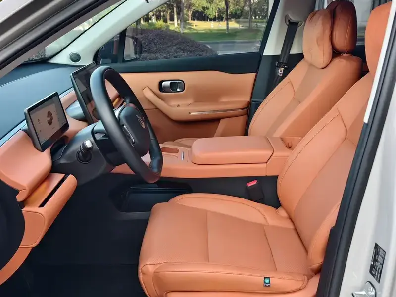 2024 Leapmotor C10 с пробегом 18 000 км