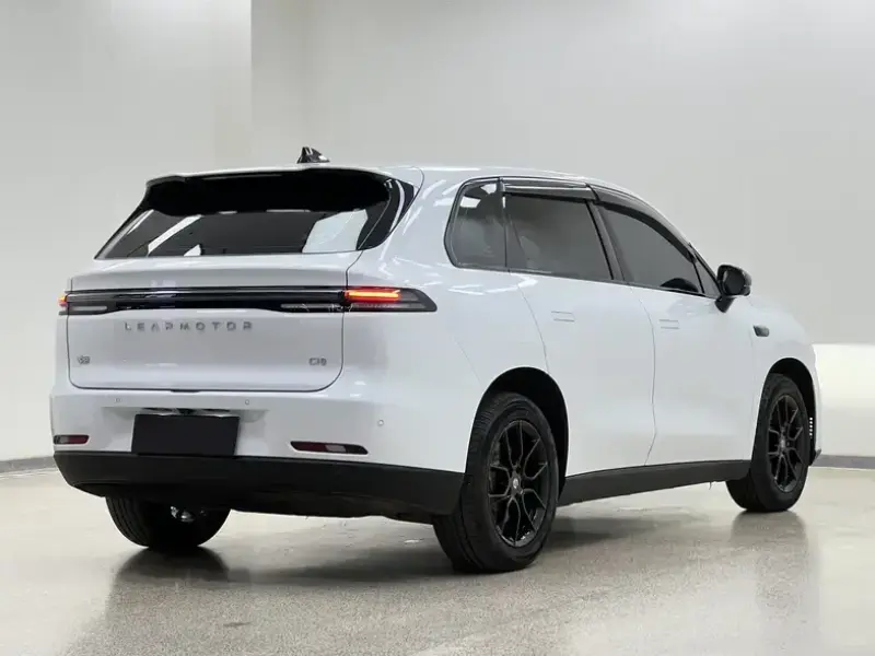 2026 Leapmotor C10 с пробегом 40 700 км