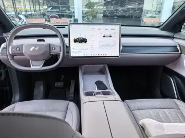 2024 Nio Onvo L60 с пробегом 39 000 км