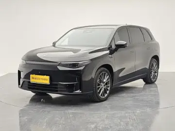 Leapmotor C10