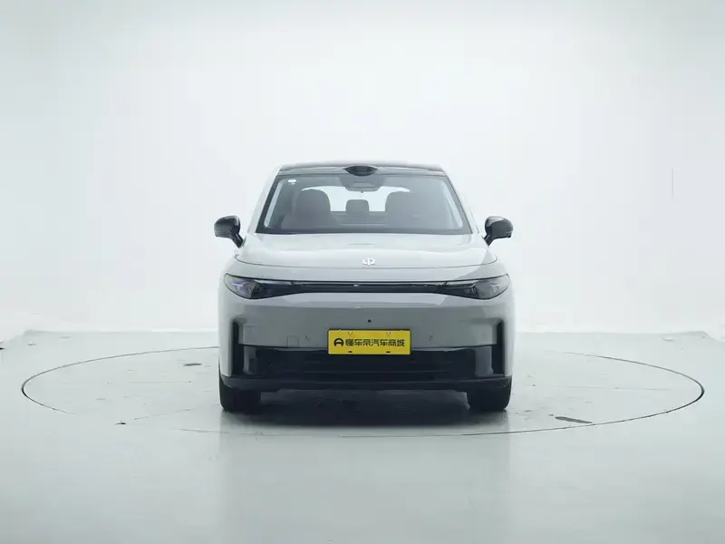 2026 Leapmotor C10 с пробегом 11 800 км