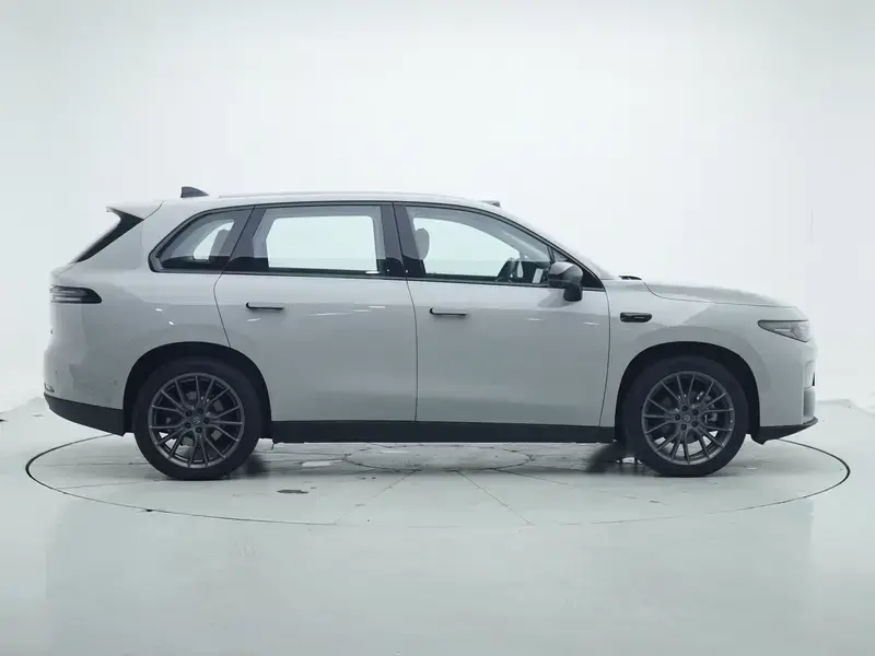 2026 Leapmotor C10 с пробегом 11 800 км
