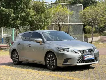 2017 Lexus CT с пробегом 46 000 км