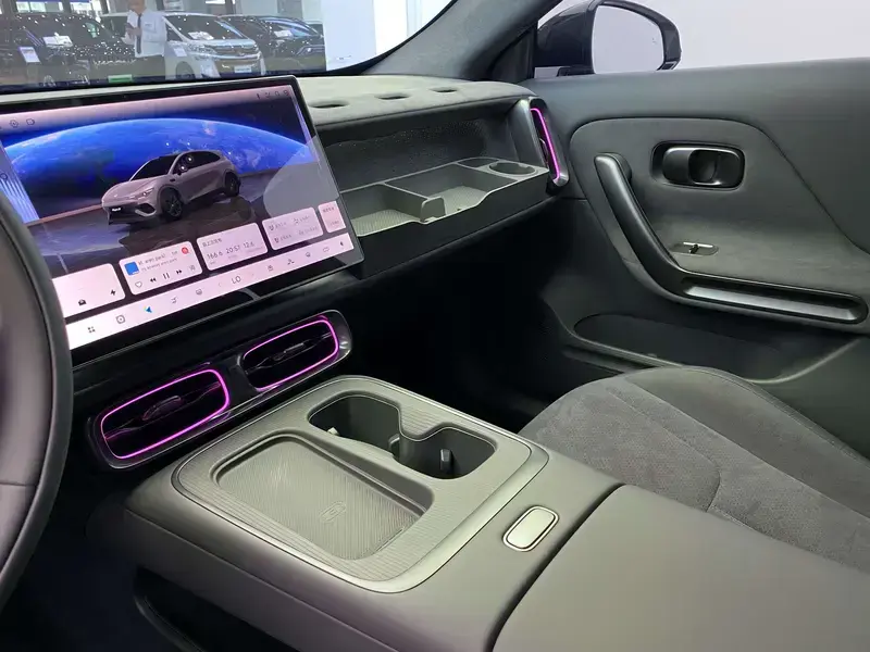 2026 Leapmotor B05 (Lafa 5) с пробегом 5 000 км