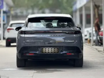 2026 Leapmotor B05 (Lafa 5) с пробегом 50 000 км