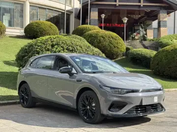 2026 Leapmotor B05 (Lafa 5) с пробегом 100 км