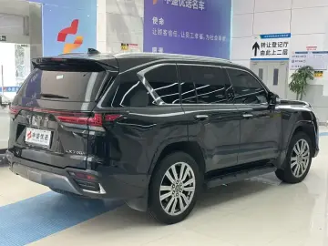 2025 Lexus LX с пробегом 53 000 км