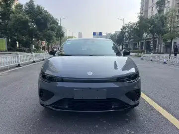 2026 Leapmotor B05 (Lafa 5) с пробегом 100 км