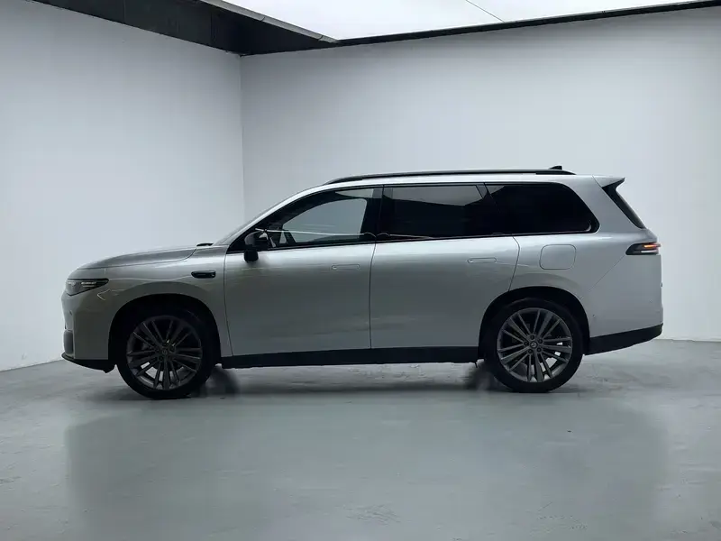 2024 Leapmotor C16 с пробегом 19 200 км
