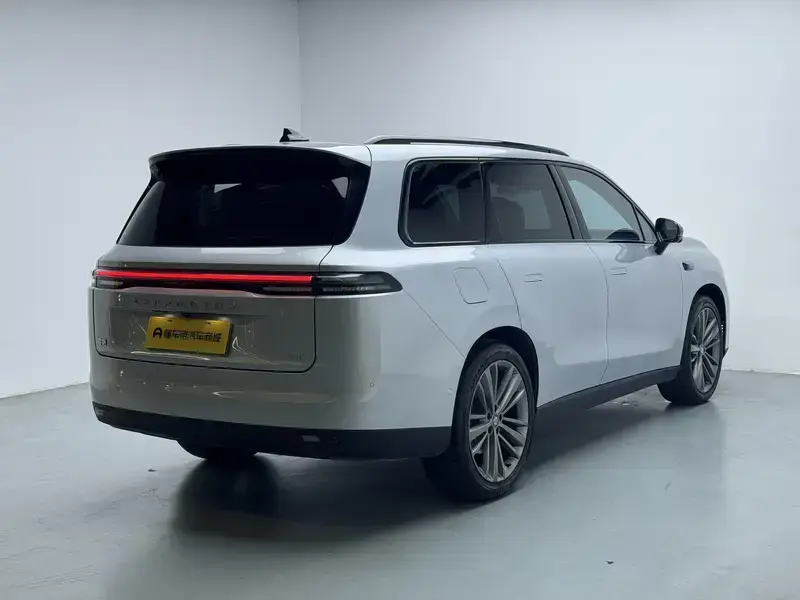 2024 Leapmotor C16 с пробегом 19 200 км