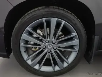 2026 Leapmotor C16 с пробегом 24 200 км
