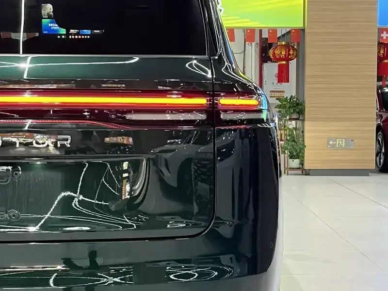 2024 Leapmotor C16 с пробегом 30 000 км