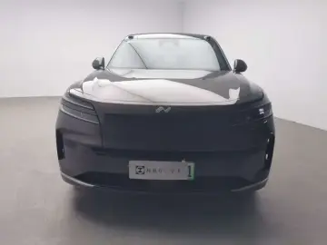 2025 Nio Onvo L90 с пробегом 16 800 км