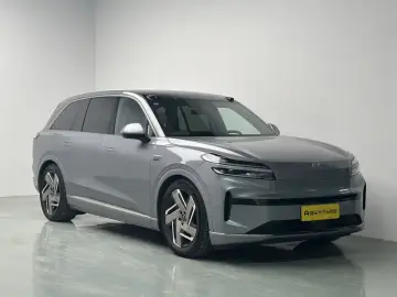 2025 Nio Onvo L90 с пробегом 10 900 км