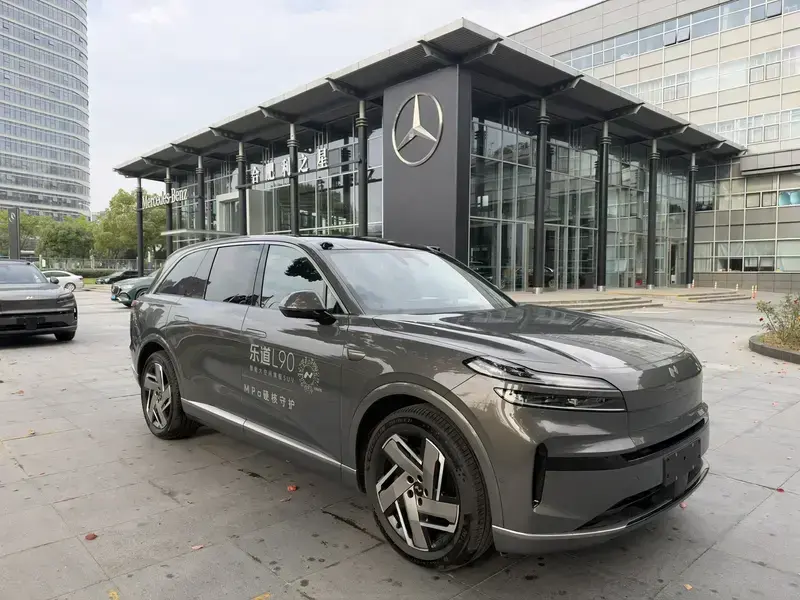2025 Nio Onvo L90 с пробегом 25 000 км