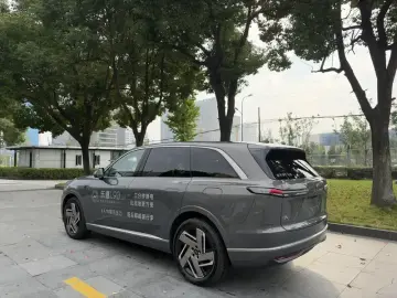 2025 Nio Onvo L90 с пробегом 25 000 км
