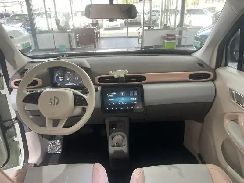 2024 Leapmotor T03 с пробегом 10 000 км