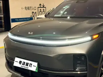2024 Li Auto (Lixiang) L7 с пробегом 100 000 км