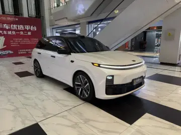 2024 Li Auto (Lixiang) L7 с пробегом 58 000 км