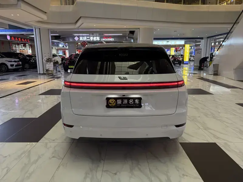 2024 Li Auto (Lixiang) L7 с пробегом 58 000 км