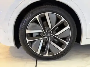 2024 Li Auto (Lixiang) L7 с пробегом 58 000 км