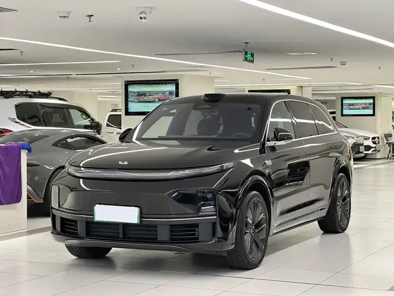2025 Li Auto (Lixiang) L7 с пробегом 40 000 км