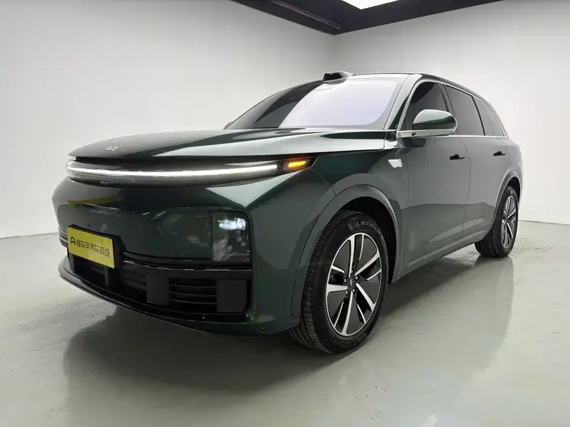 2024 Li Auto (Lixiang) L7 с пробегом 18 300 км