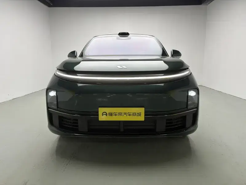 2024 Li Auto (Lixiang) L7 с пробегом 18 300 км