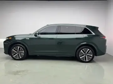 2024 Li Auto (Lixiang) L7 с пробегом 18 300 км