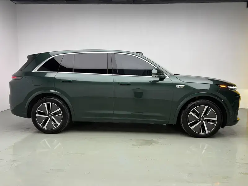 2024 Li Auto (Lixiang) L7 с пробегом 18 300 км