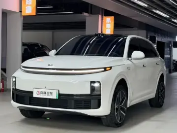 Li Auto (Lixiang) L7