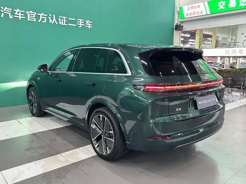 2025 Li Auto (Lixiang) L7 с пробегом 13 000 км