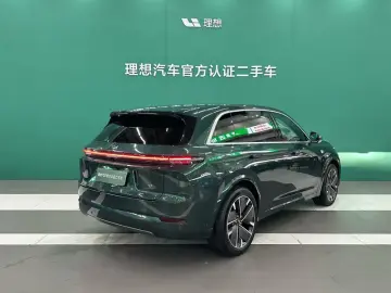 2025 Li Auto (Lixiang) L7 с пробегом 13 000 км