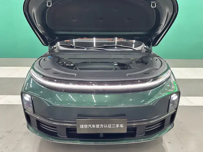 2025 Li Auto (Lixiang) L7 с пробегом 13 000 км